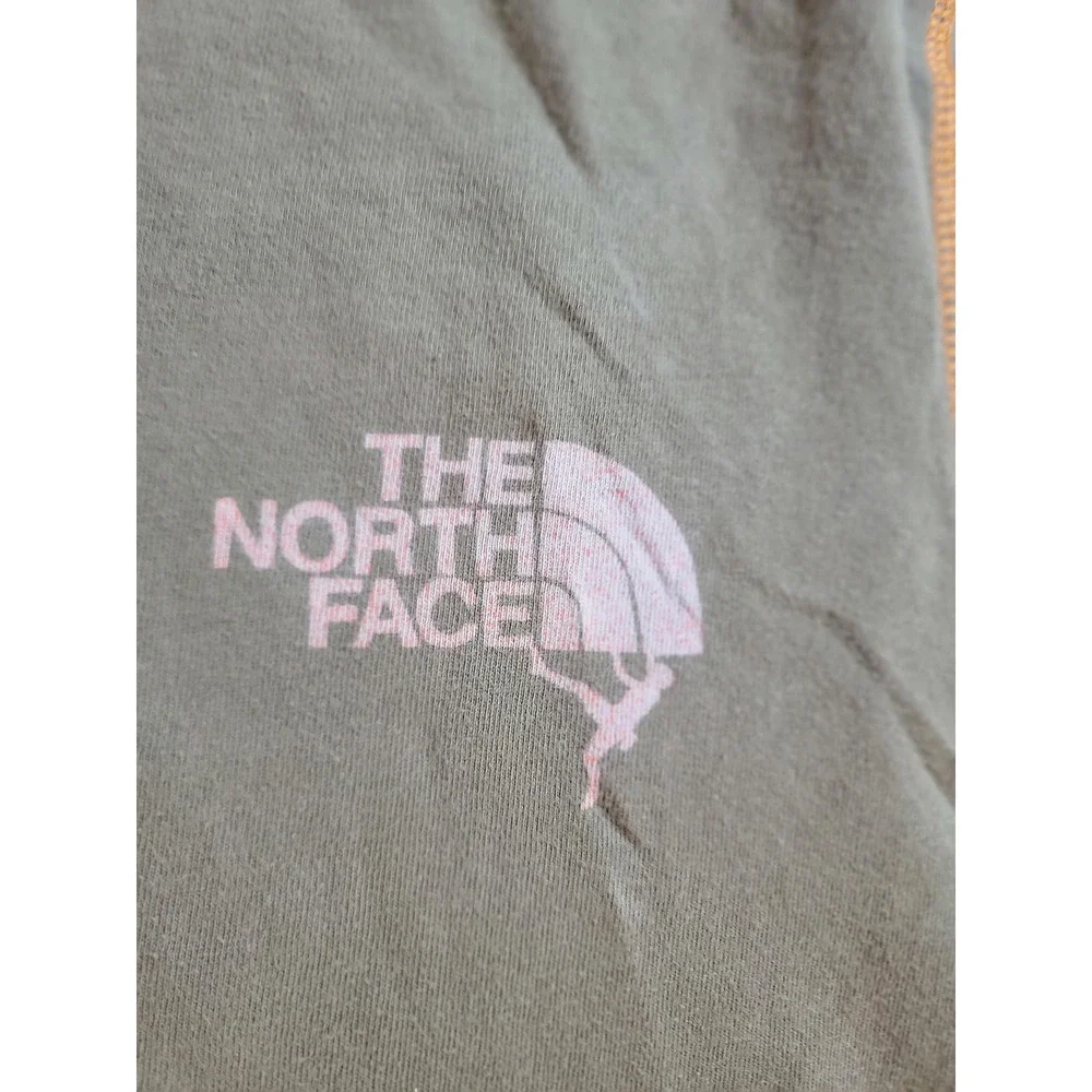♡The North Face Mens Small Khaki Green Rock Climbing Graphic T-Shirt Orange